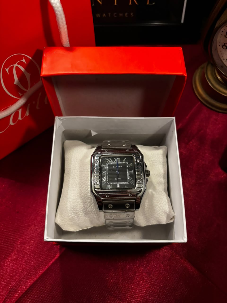 Santos de Cartier Large Model (Black Dial)