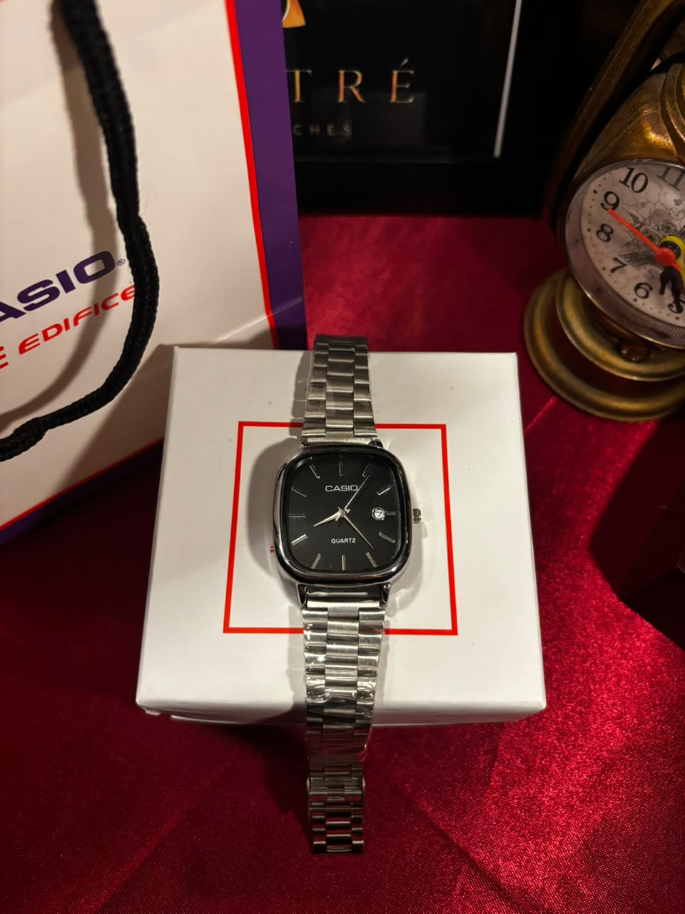 Casio LTP-E117D Minimalist Square Series Silver (Black dial)
